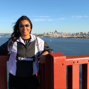 Meet your Posher, Melanie